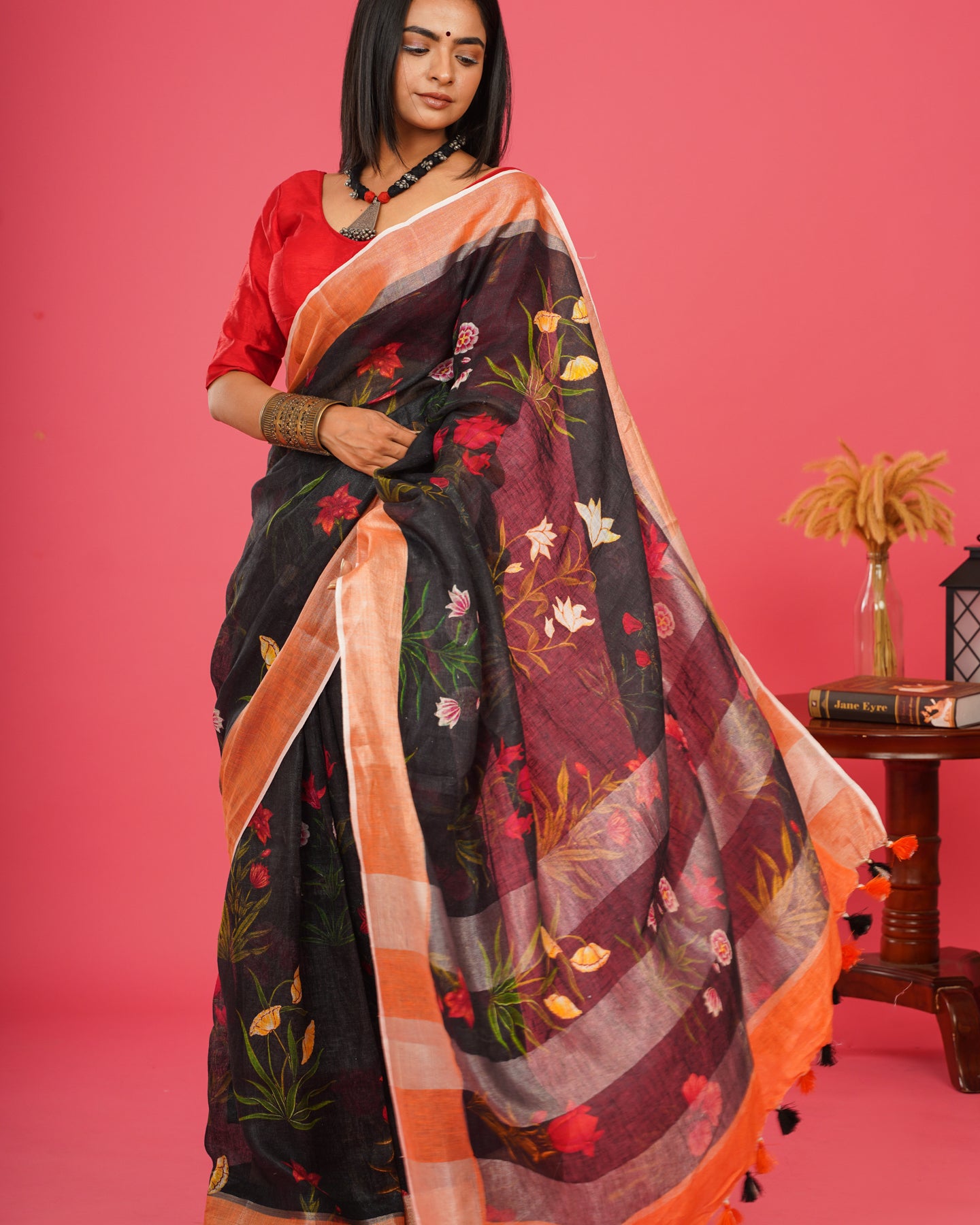 BLACK FLORAL LINEN SAREE