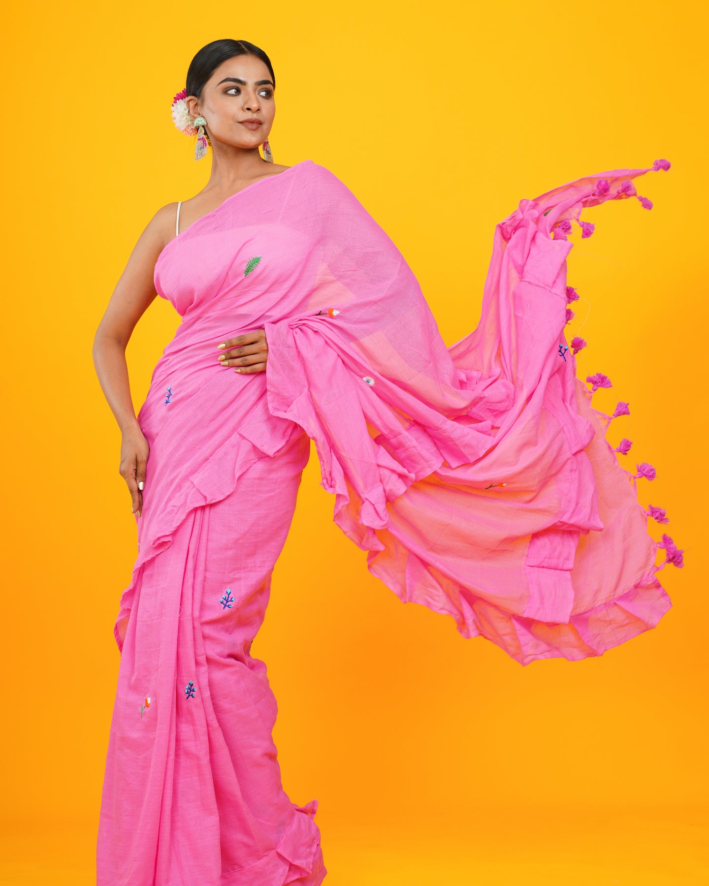 PINK BOHEMIAN SAREE WITH EARRING