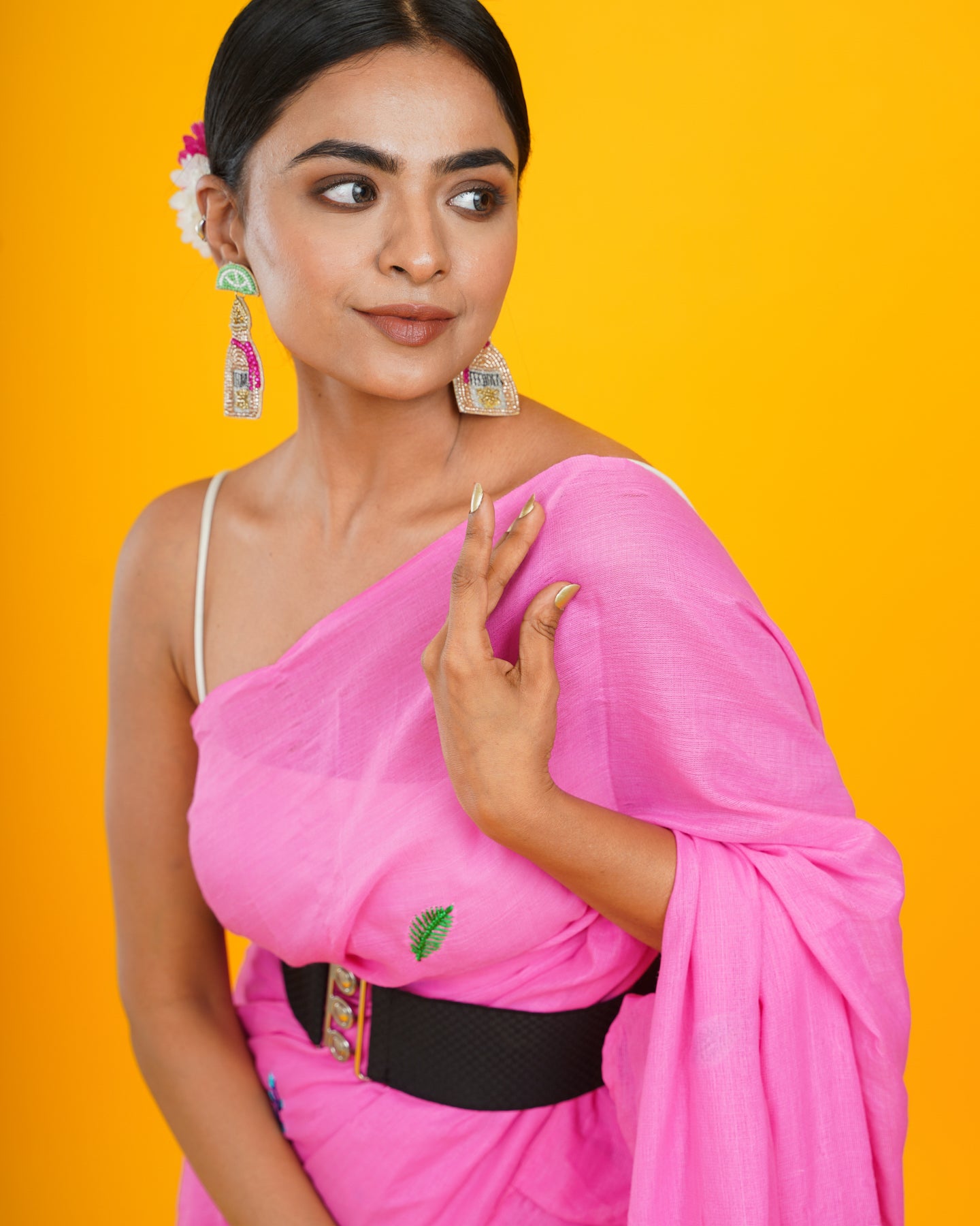 PINK BOHEMIAN SAREE WITH EARRING